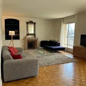 Av Foch Arc De Triomphe Belles Feuilles Appartement Paris
