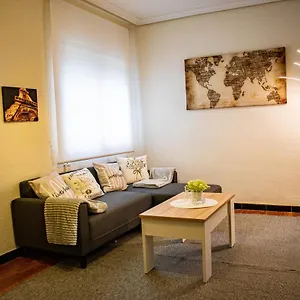Entero, A 15 Minutos De Zona Centro Con Plaza De Aparcamiento Opcional Appartement Cordoue